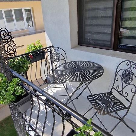 Z-Apartment In ตริยาฟนา ภายนอก รูปภาพ
